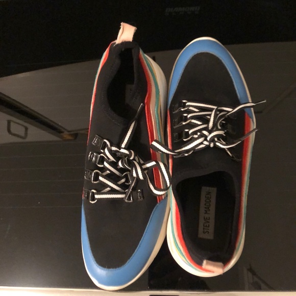 Steve Madden Rainbow Sneakers - Picture 5 of 6